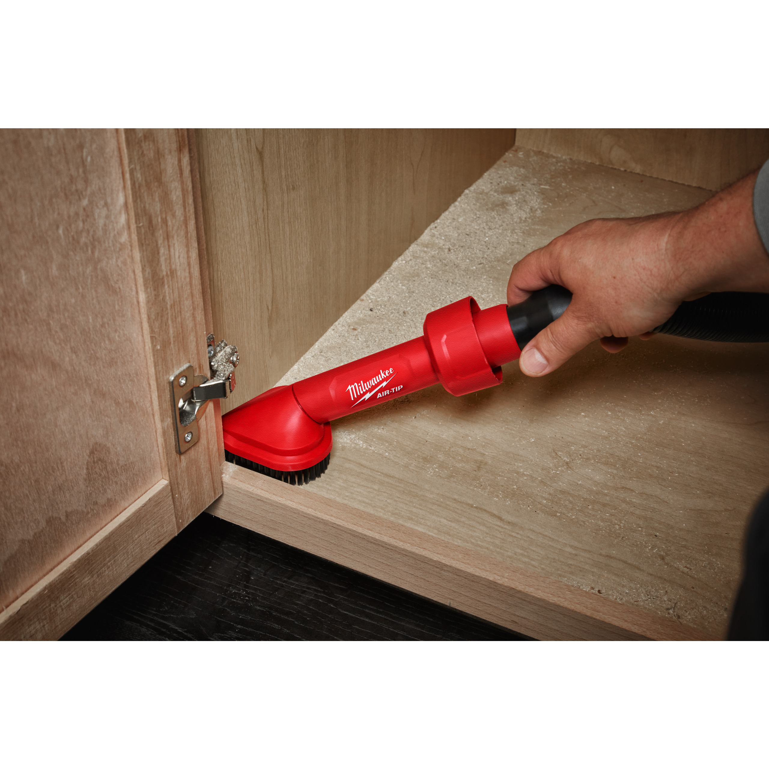 milwaukee Corner brush tool  milwaukee at rotating