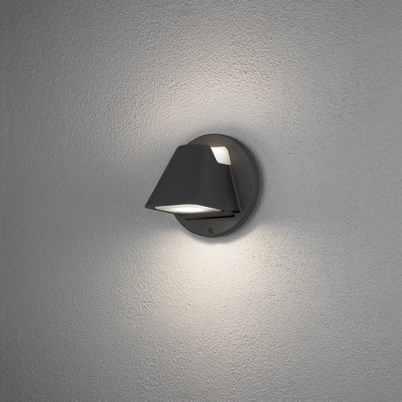 VÄGGARMATUR HILD 427-750 IP44 2X5W SV