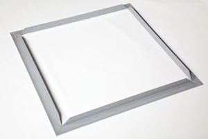 pivaset Monterings ram pivaset 790x790x40 vit