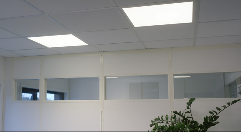 defa lighting Katto/seinävalaisin sisä plano low led m 840 6x6 42w da
