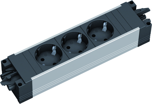 STEP ALU 3 X SOCKET OUTLET