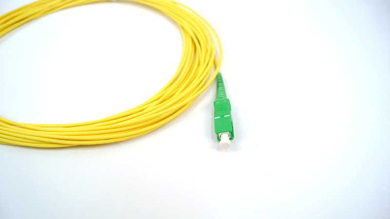 finnsat Kytkentäkaapeli-kuitu finnsat sm sc apc/sc apc simplex 3m