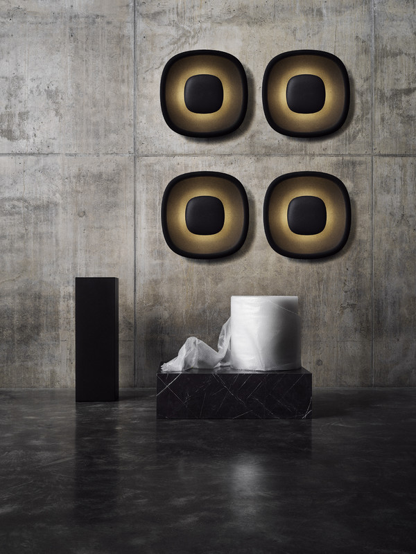 saas instrumentti Surface mounted luminaire saas sub 4k black