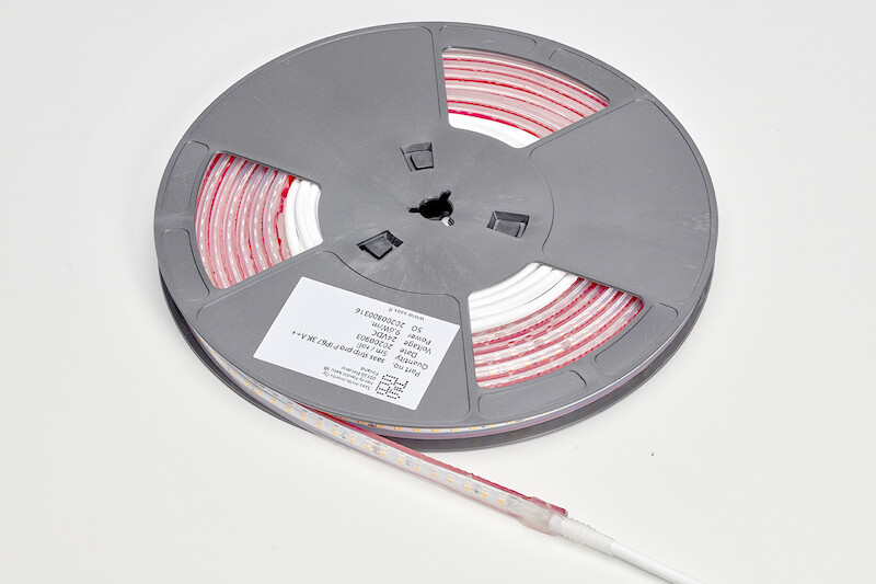 LED STRIP 4K IP67 24V 9,6W/M RA95