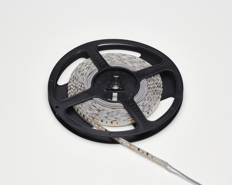 saas instrumentti Led strip 2,7k ip20 24v 12w/m ra95