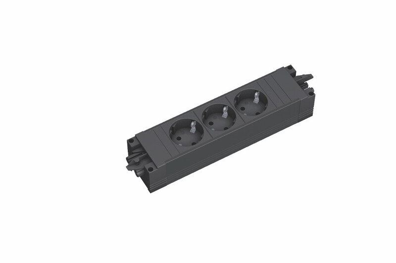SOCKET OUTLET STEP BASE 3 X SOCKET OUTLET