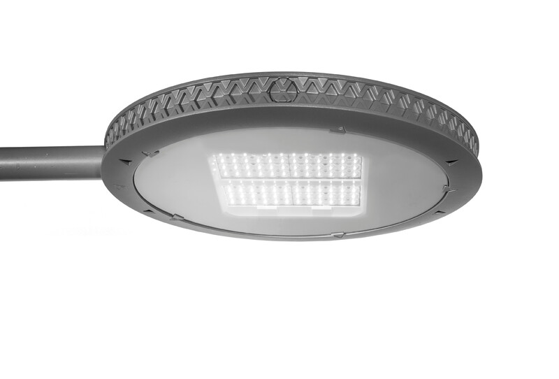 schreder Pole mount. luminaire yoa d 16led 5137 35,9w 740