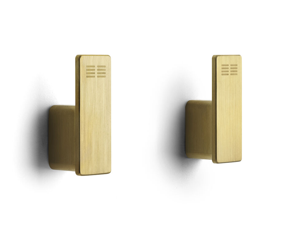 TOWEL HOOK REFRAME BRASS