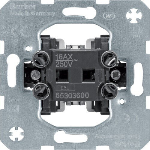 KYTKIN HAGER 6/16A/250V UJ 0X
