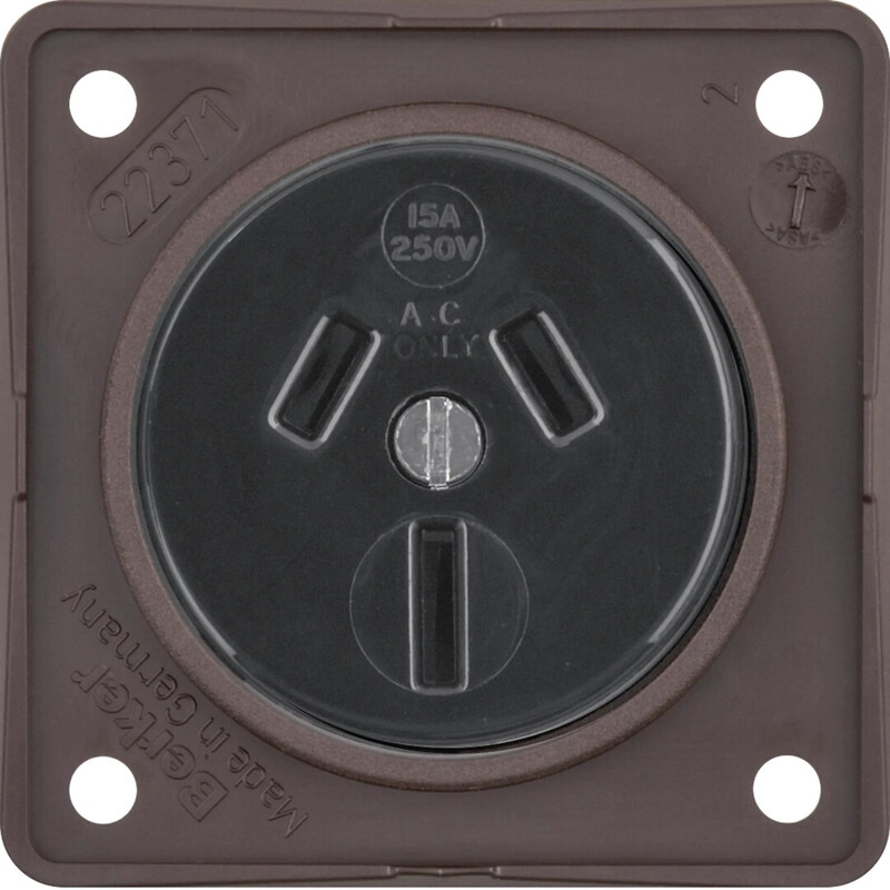 PISTORASIA HAGER 2N+PE/15A/250V Austr. UR rus