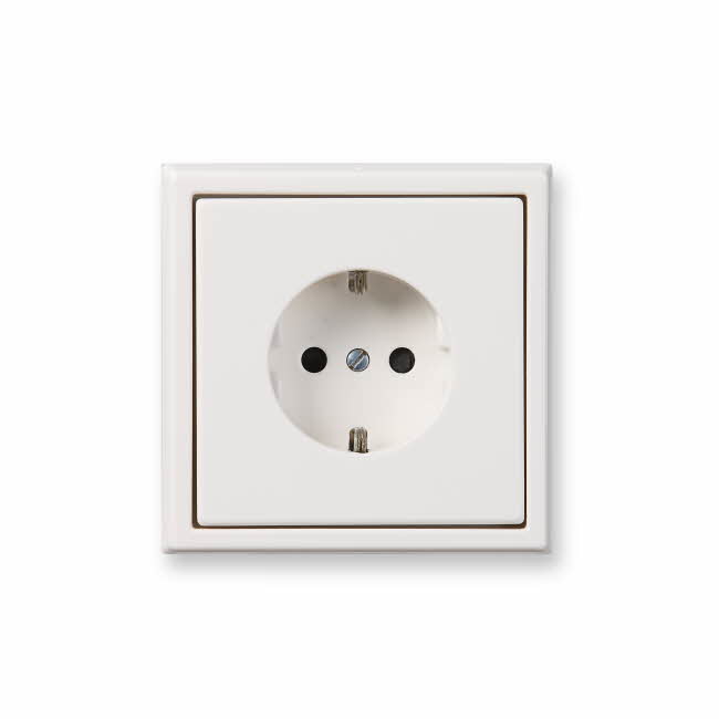 SOCKET OUTLET INTRO SOC. OUT. WITH FRAME, WHITE