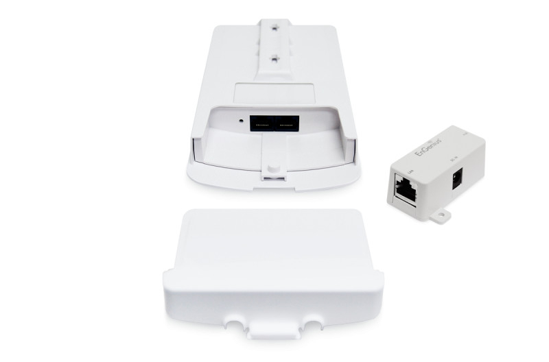 engenius Trådlös basstation 11b/g/n 300m 2t2r 2x5dbi