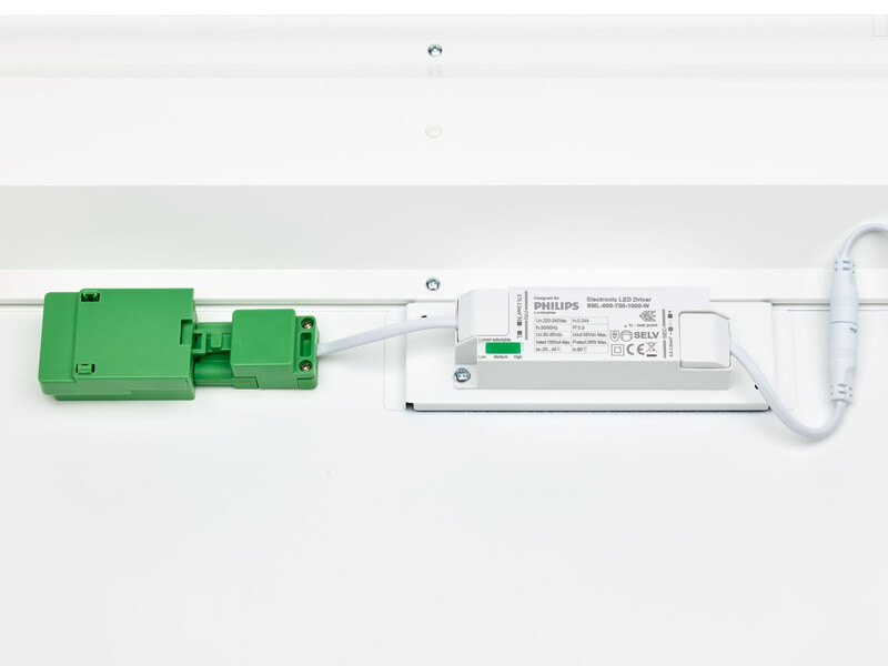 philips Srf moun lumi coreline surface 3600-6000lm 840 200x1200 oc