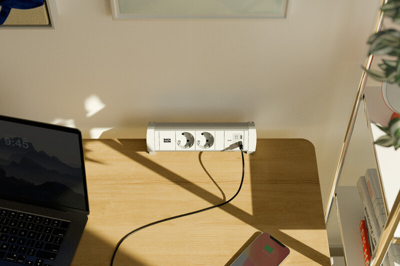 bachmann Socket outlet w usb desk style 2 x so usb c c 45