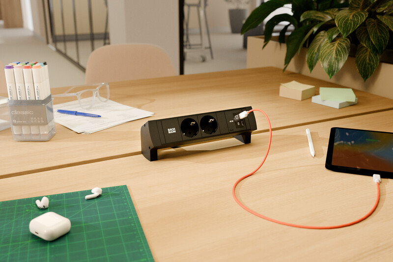 bachmann Socket outlet w usb desk style 2 x so usb c c 45