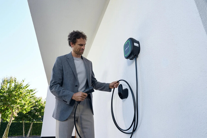wallbox Latausasema peruslataus pulsar max 22kw 5m t2 wifi bt