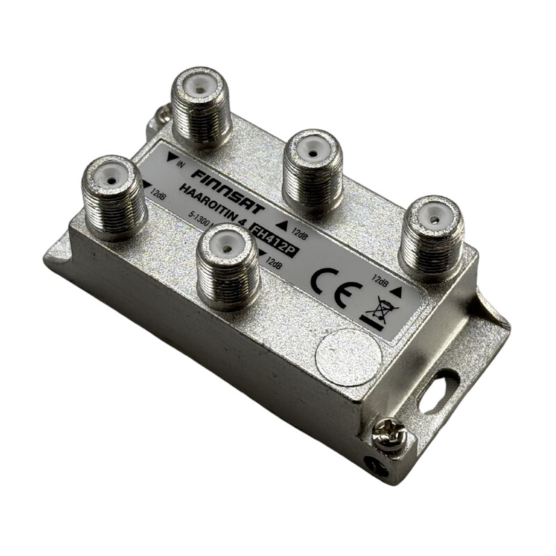 finnsat Haaroitin 5-1300mhz 4xtap 12db grade1