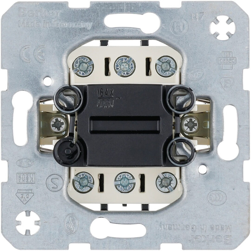 STRÖMSTÄLLARE S.1 3/16A/250V UJ 0X