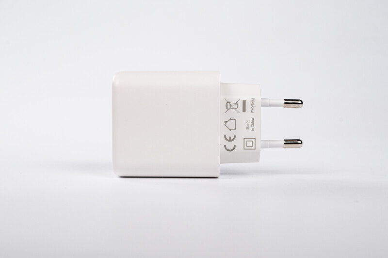 shelly Usb-charger shelly usb-c- ja usb-a, 65w white