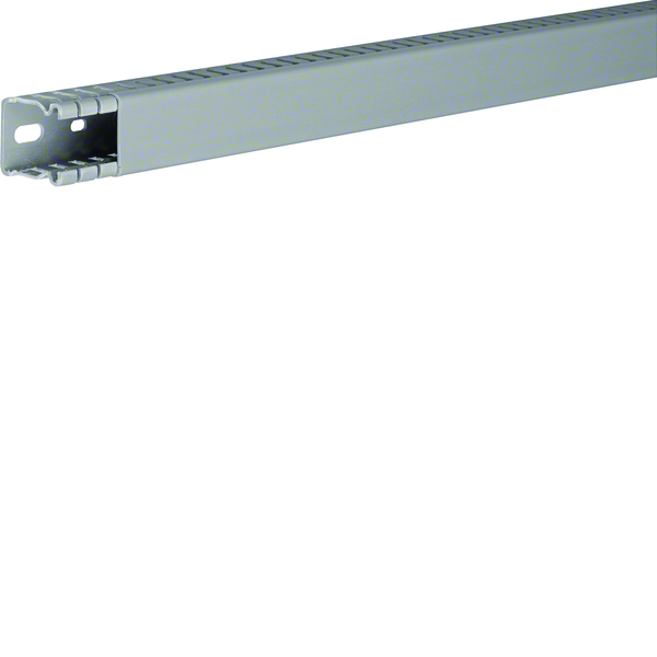 Slisset Ledningskanal 33x30mm 2m
