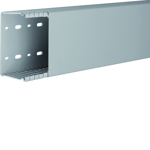 Slisset Ledningskanal 65x107mm 2m