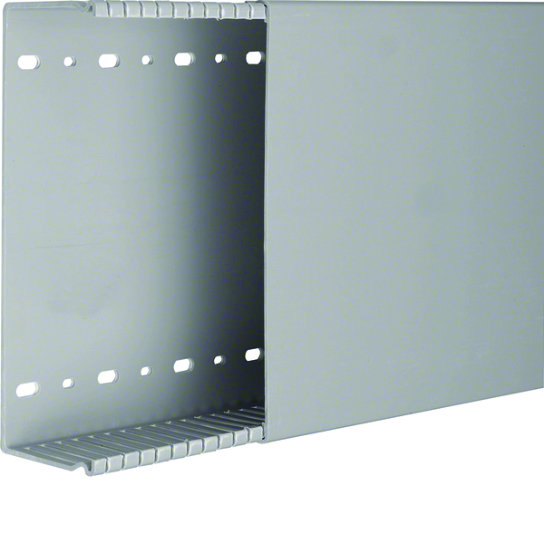 Slisset Ledningskanal 65x206mm 2m