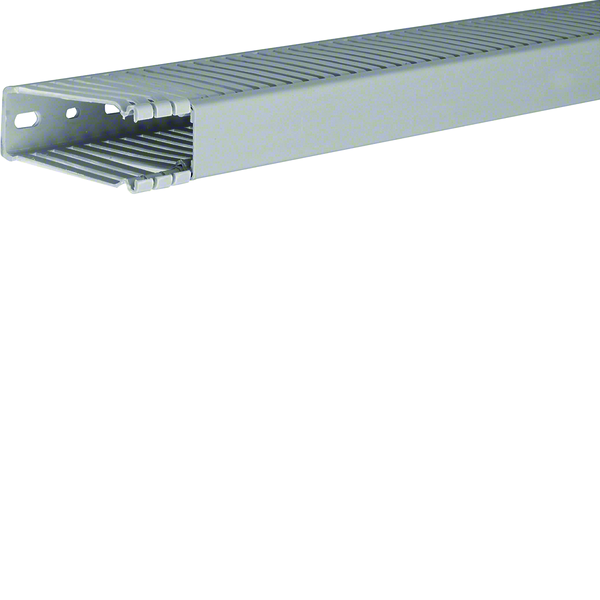 Slisset Ledningskanal 85x31mm 2m