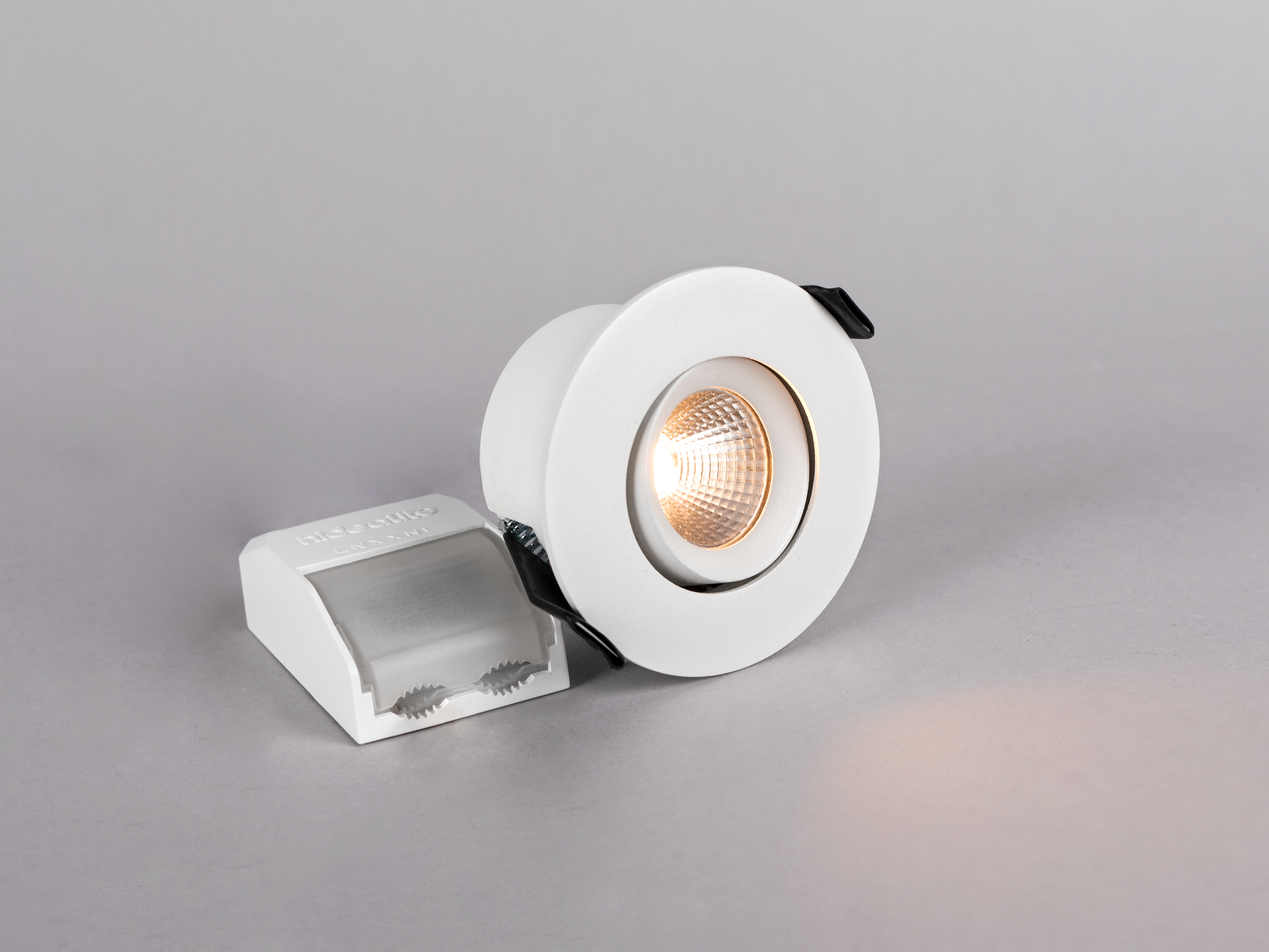 hide-a-lite Downlight optic s quick iso ip44 275lm 4,5w 2700k dim tilt