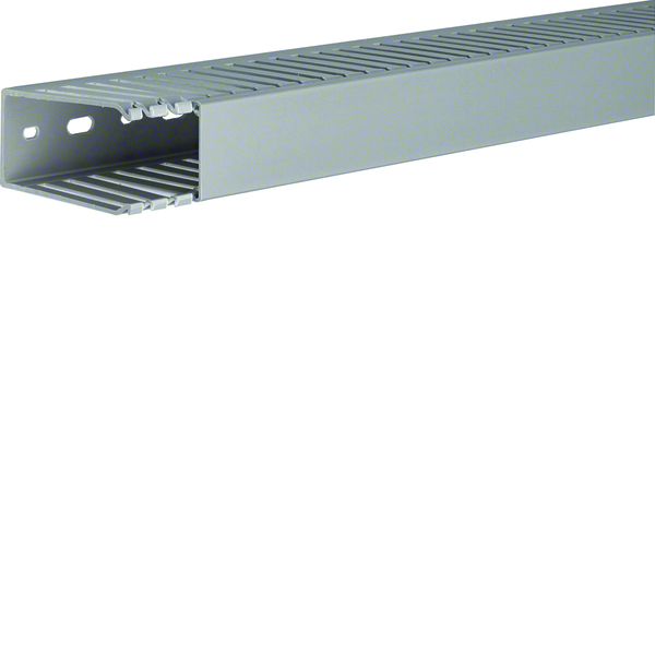 Slisset Ledningskanal 73x37mm 2m
