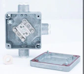 JUNCTION BOX HEAT-RESISTANT TERMINAL BOX