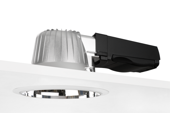 glamox Downlight armatur d20-r210 217dali 830  si/wh