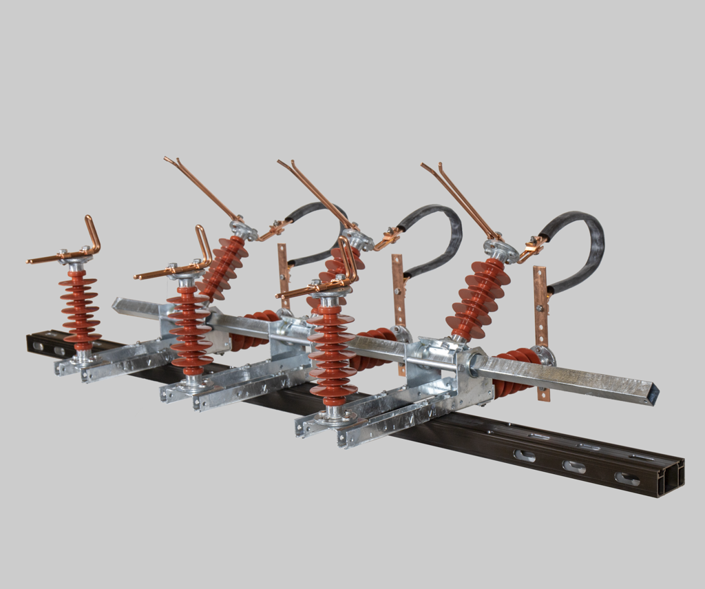 Kabelskillebryter F148KH2, H-mast, faseavstand 0,5m, 24kV