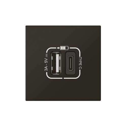 M45:CZ GN USB A+C MO 3A 15W matt sort