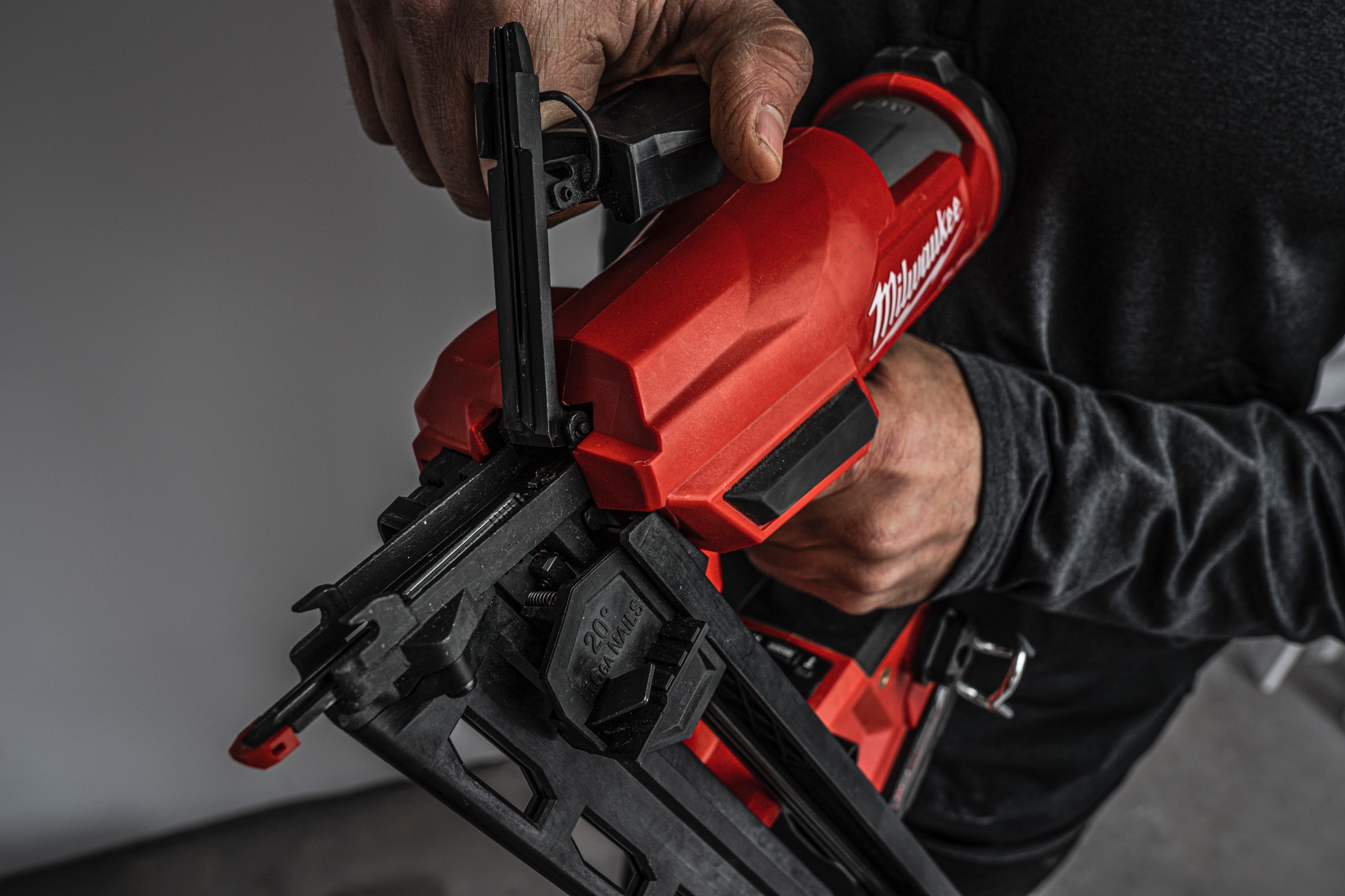 milwaukee Nailer milwaukee m18 fn16ga-0