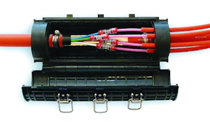hexatronic Avgrenbox ribbonet mark liten .