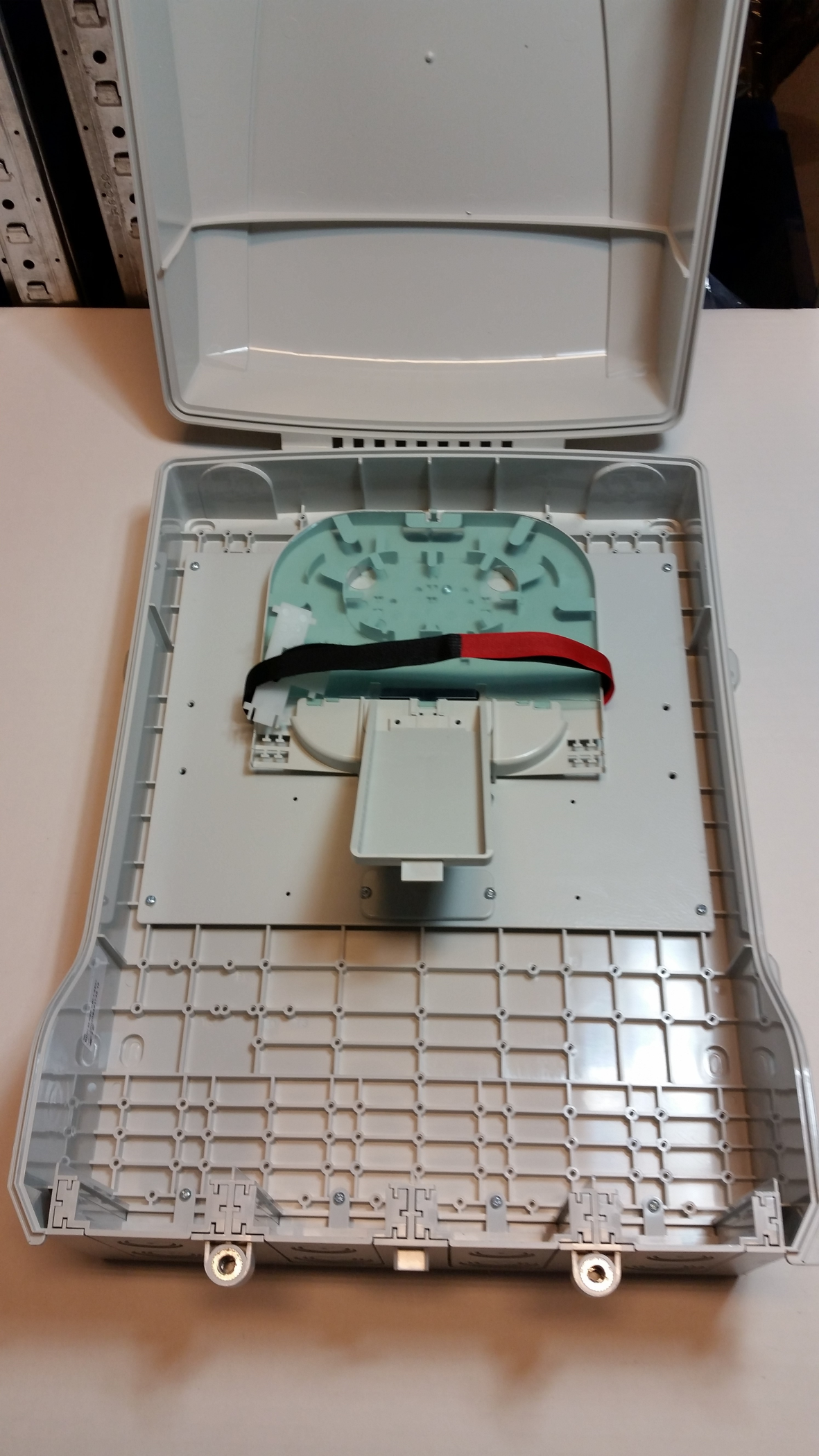 SKARVSKÅP BUDI-M IP55 EXKL .