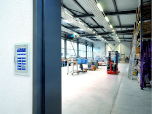 schneider electric Näyttöpaneeli knx sisäkehys 7" valk. k.näytölle