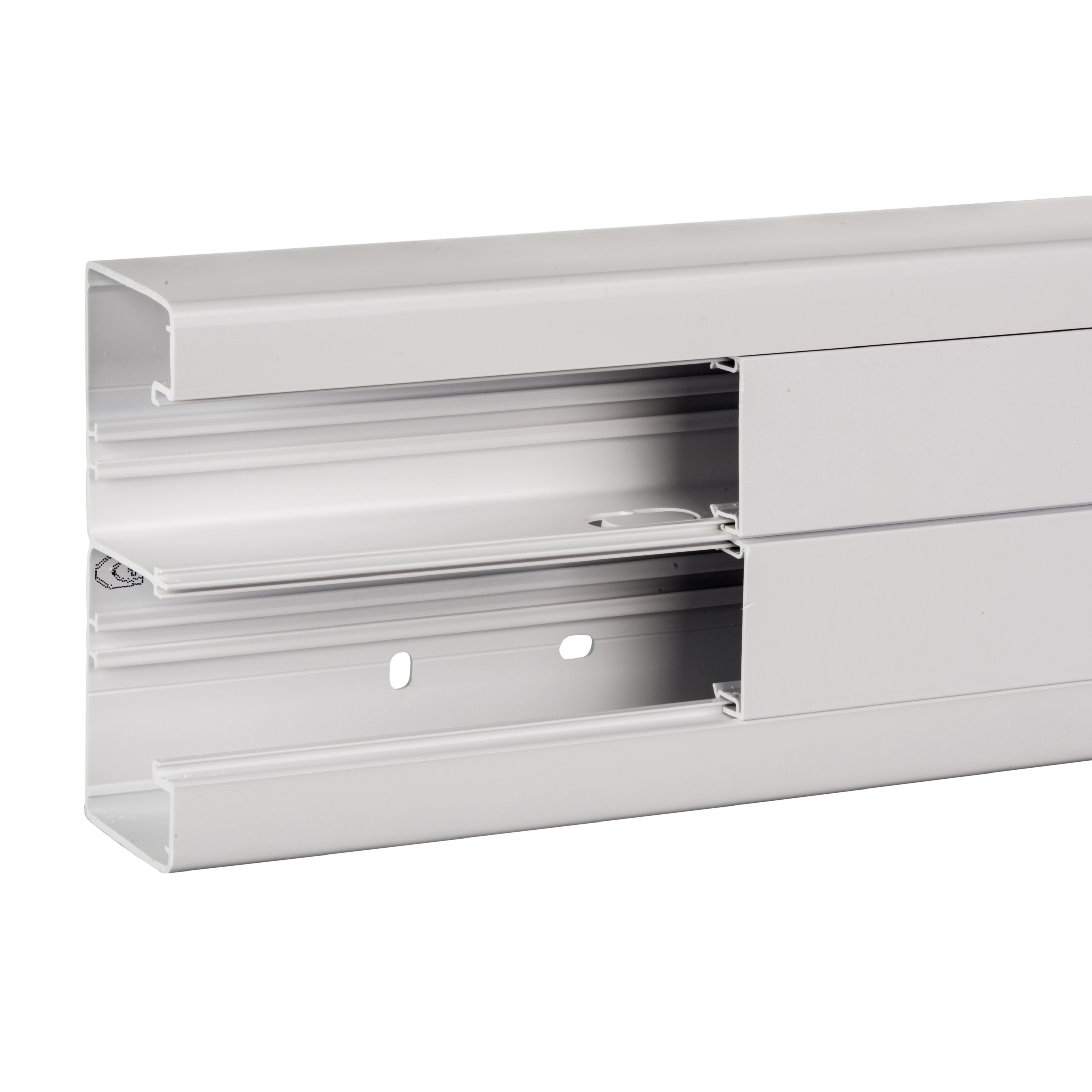 OL45 KANALUNDERDEL 140X55MM HVIT 2M