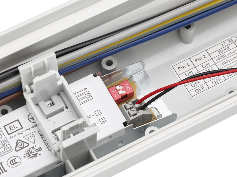 philips Sealindlum coreline waterproof 4,6-8klm 840 l1500 ip66 tw3