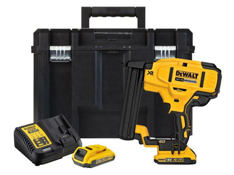 dewalt Klammerpistol dewalt dcn681d2 18v 2x2ah